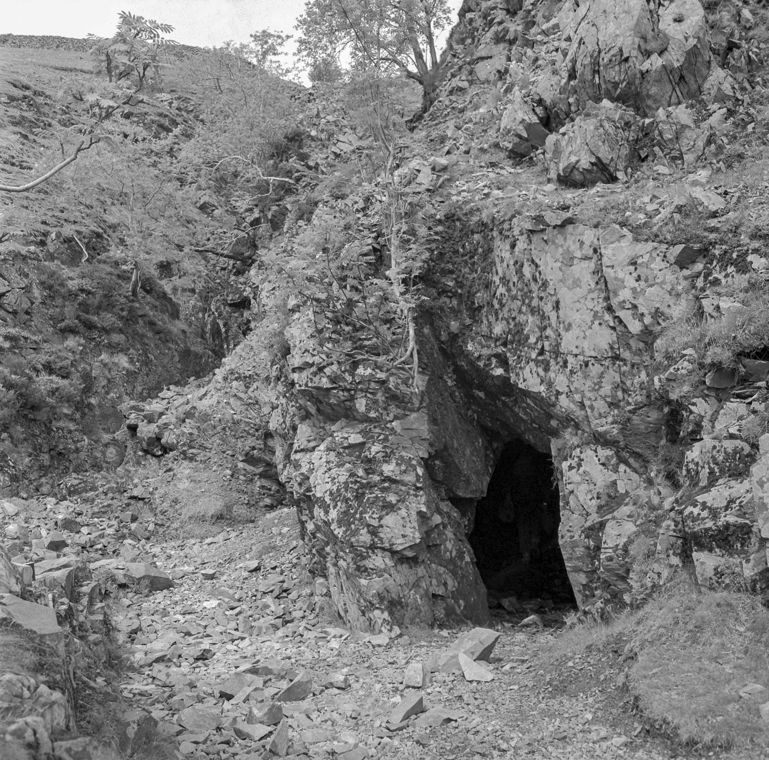 Upper adit Borrowdale Graphite mines June 76